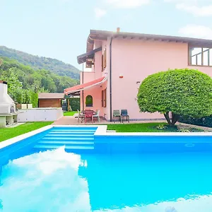 Jane E Jolie Private Swimming Pool Italien
