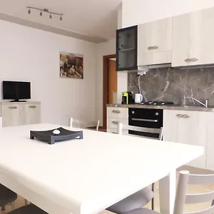  Appartamento Piccola Corte Italia