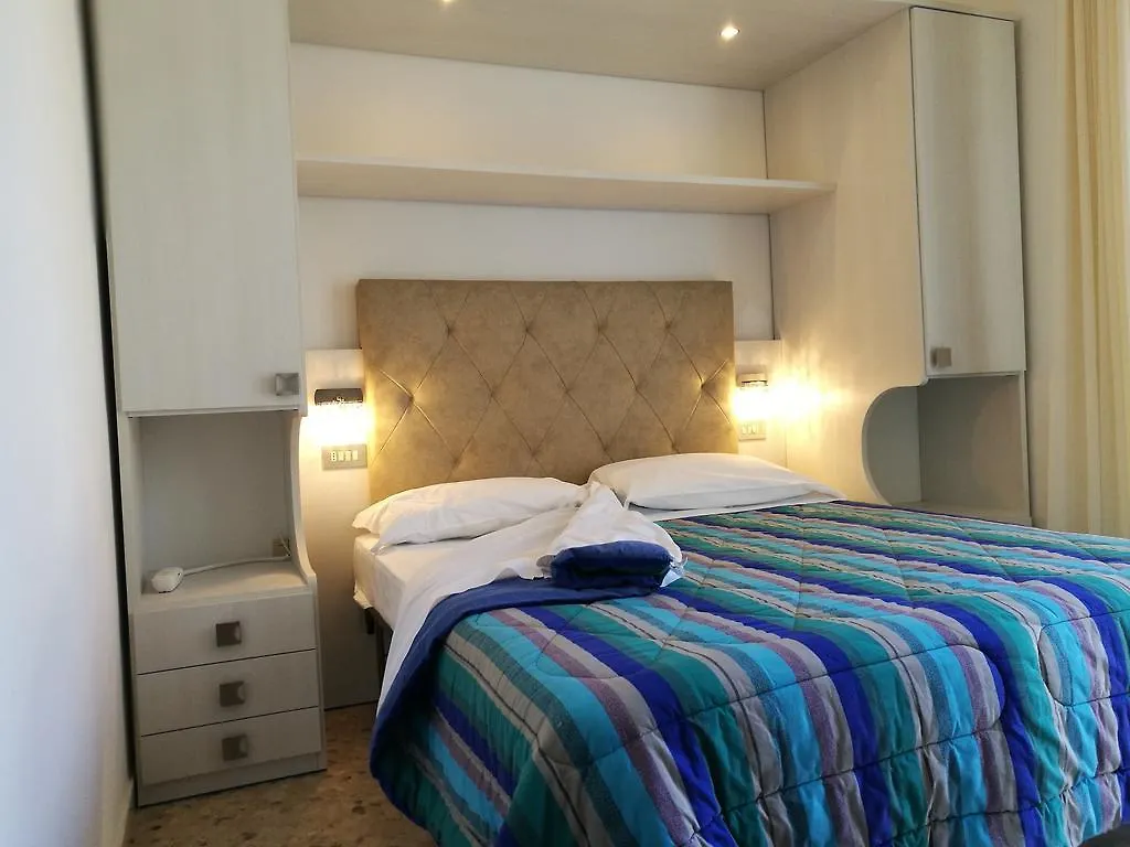 Hotel Confort Cattolica 3*,  Italien